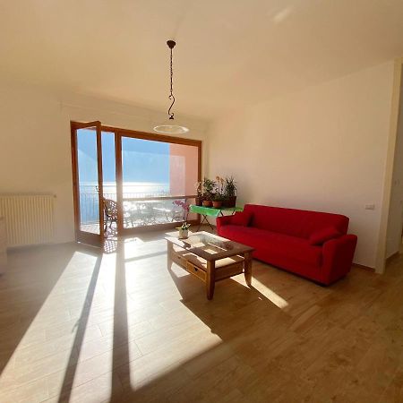Big Apartment With Lake View&Two Bedrooms Sala Comacina Buitenkant foto