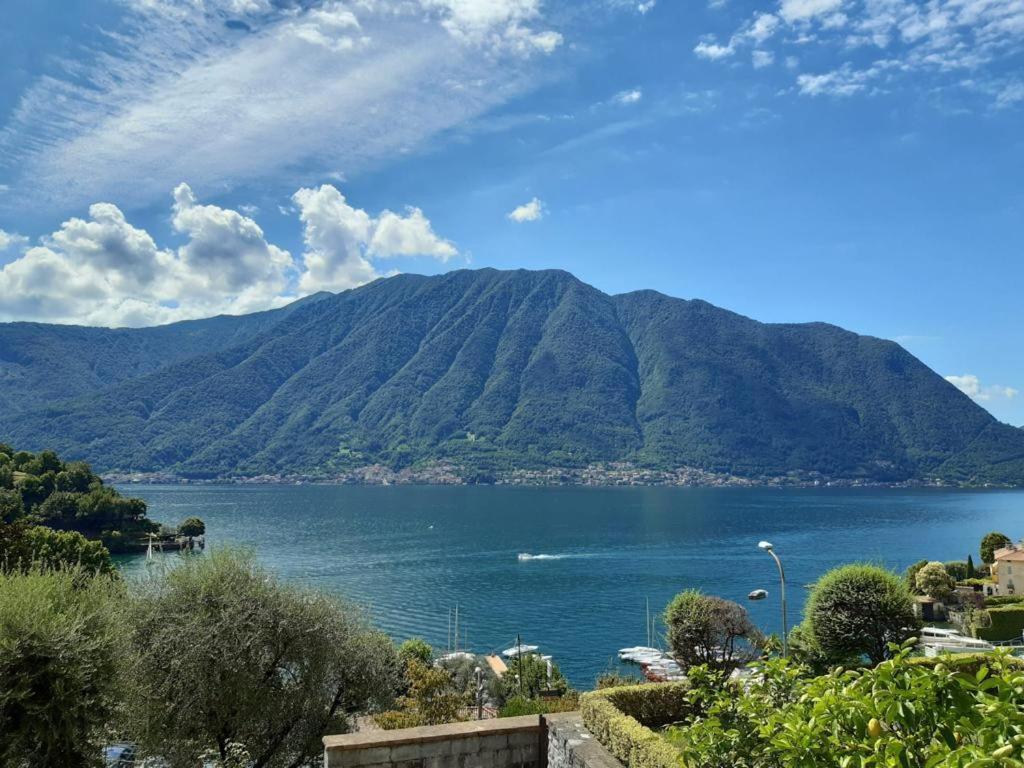 Big Apartment With Lake View&Two Bedrooms Sala Comacina Buitenkant foto